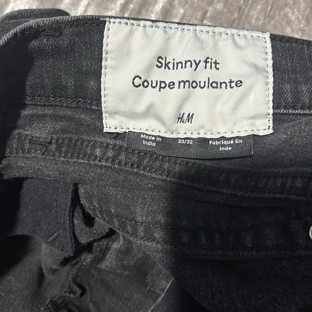 H&M Size 33/32 Black Skinny Light Distressed Jeans 98% Cotton 2% Elastane - Picture 7 of 11